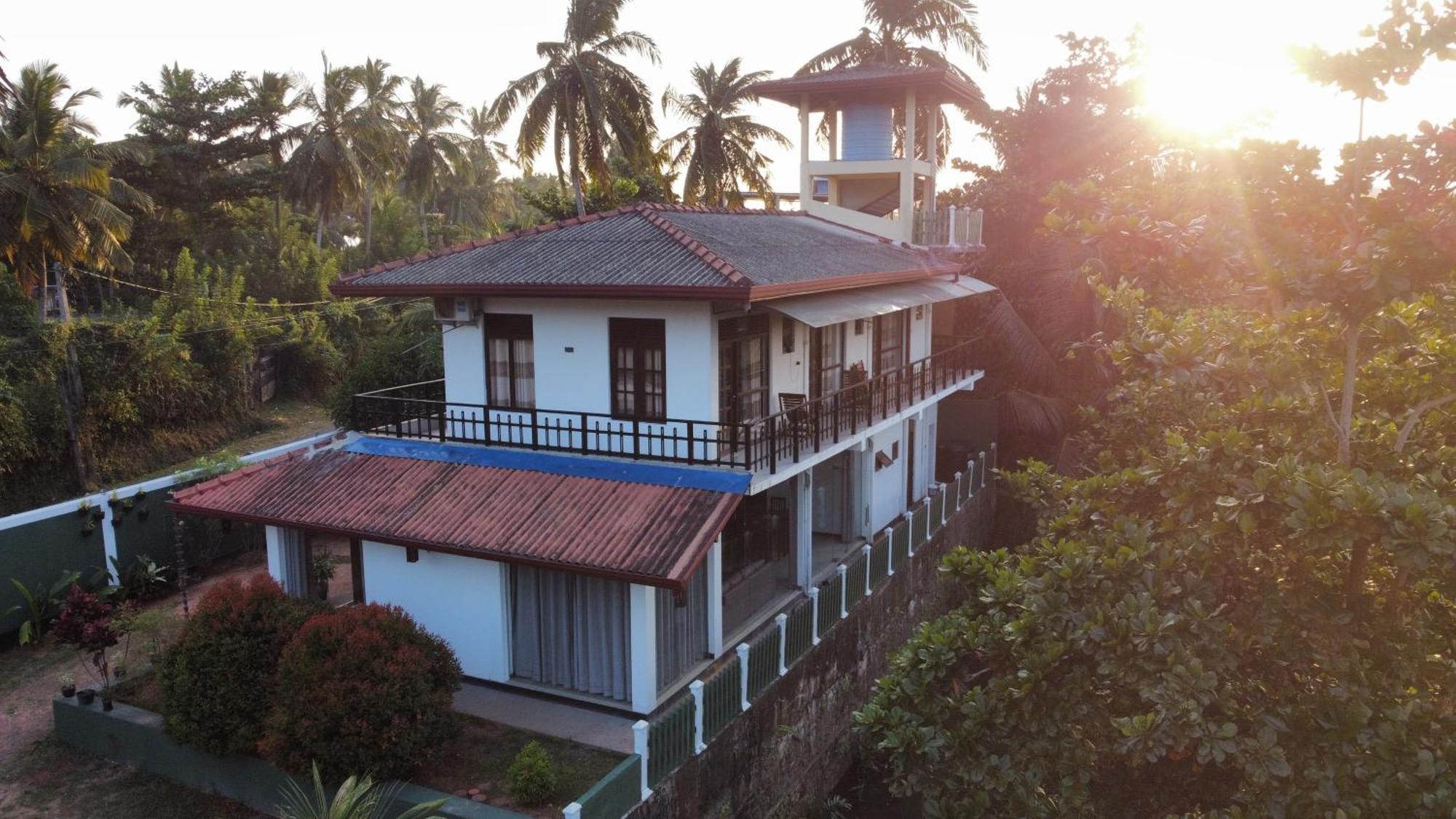 Mango Shade Hotel Dickwella Exterior photo