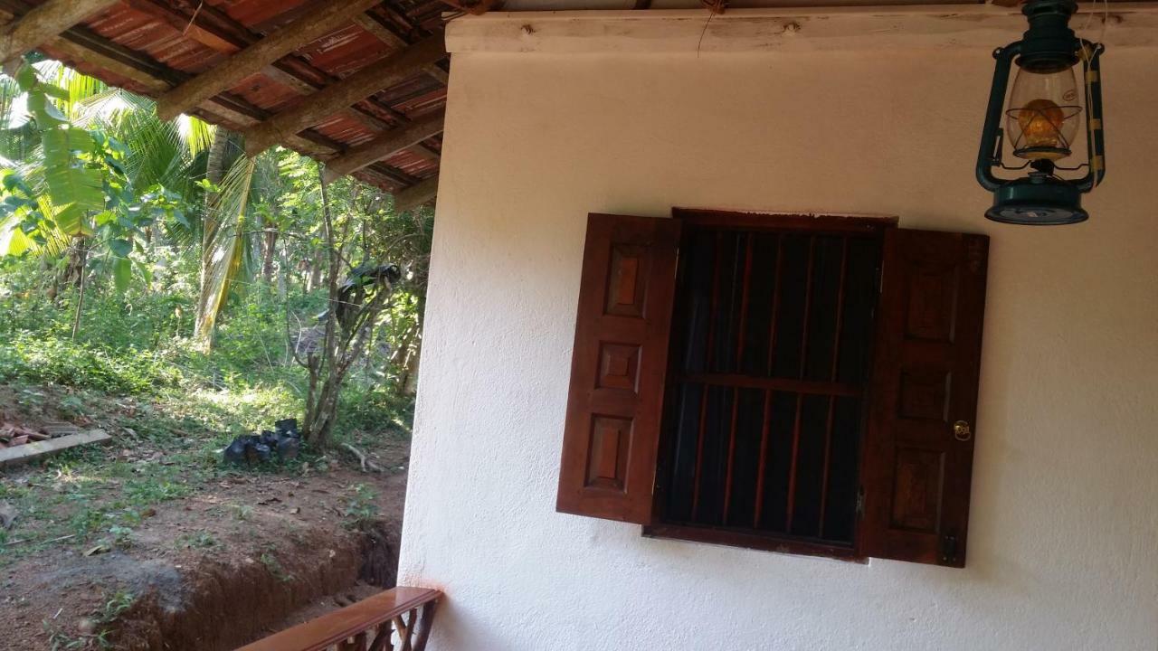 Mango Shade Hotel Dickwella Exterior photo